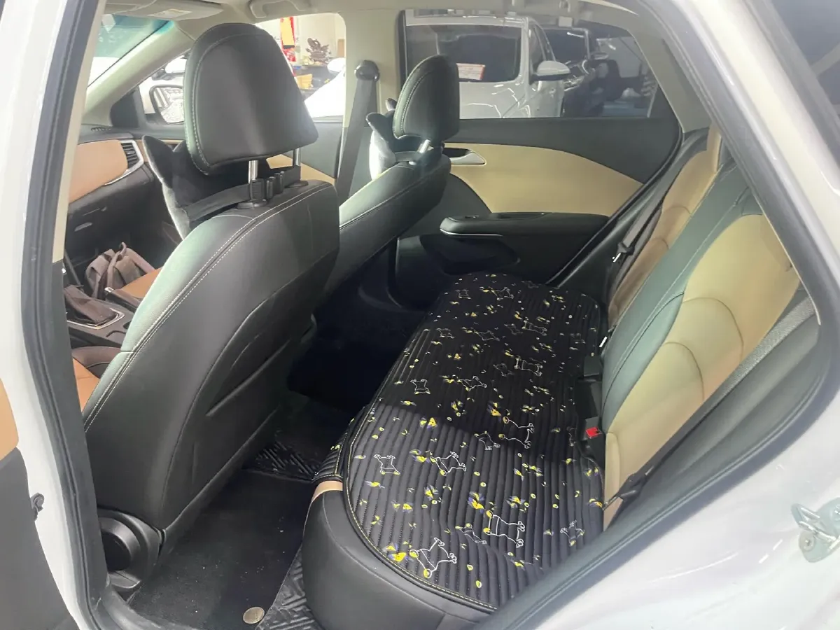 2020 Chevrolet Monza 1.5L 113HP L4 6AT,autocango,china used car exporter,china ev exporter,chinese used car exporter,chinese used ev exporter