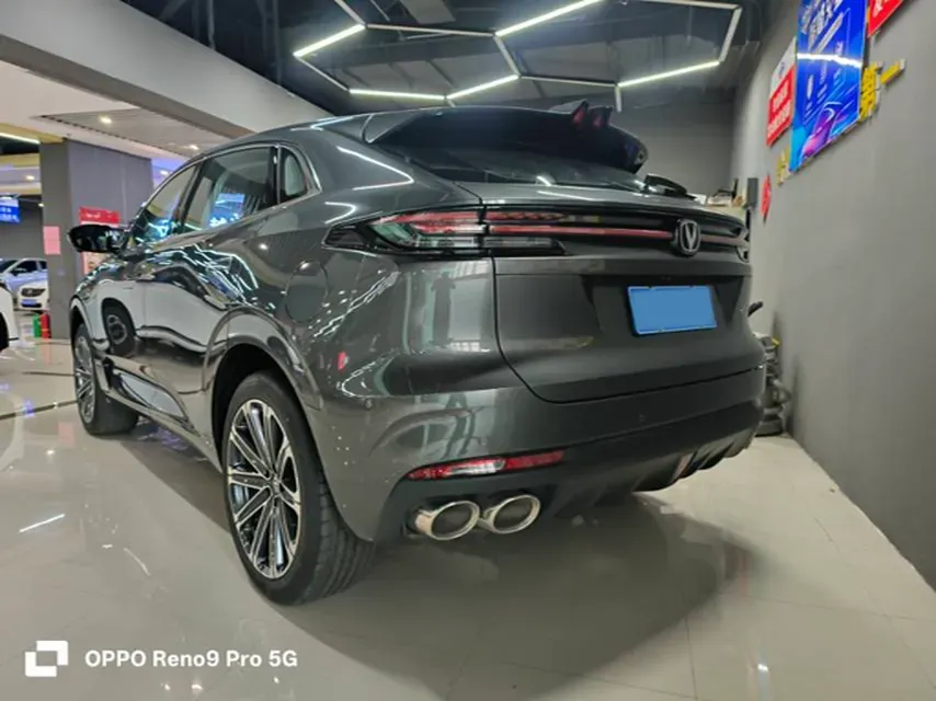 2024 ChangAn UNI-K 2.0T 233HP L4 8AT,autocango,china used car exporter,china ev exporter,chinese used car exporter,chinese used ev exporter