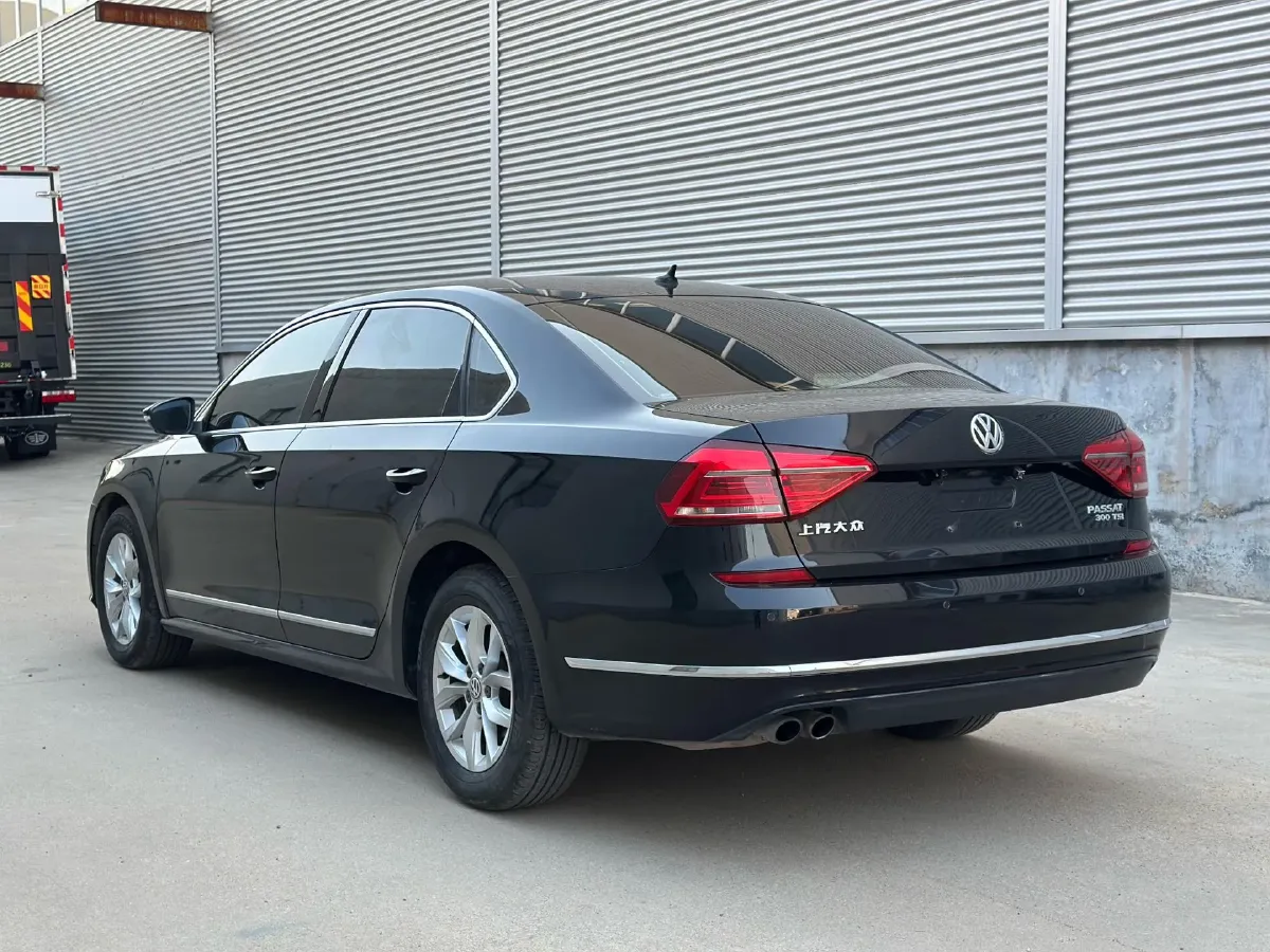 2016 Volkswagen Passat 1.8T 180HP L4 7DCT,autocango,china used car exporter,china ev exporter,chinese used car exporter,chinese used ev exporter