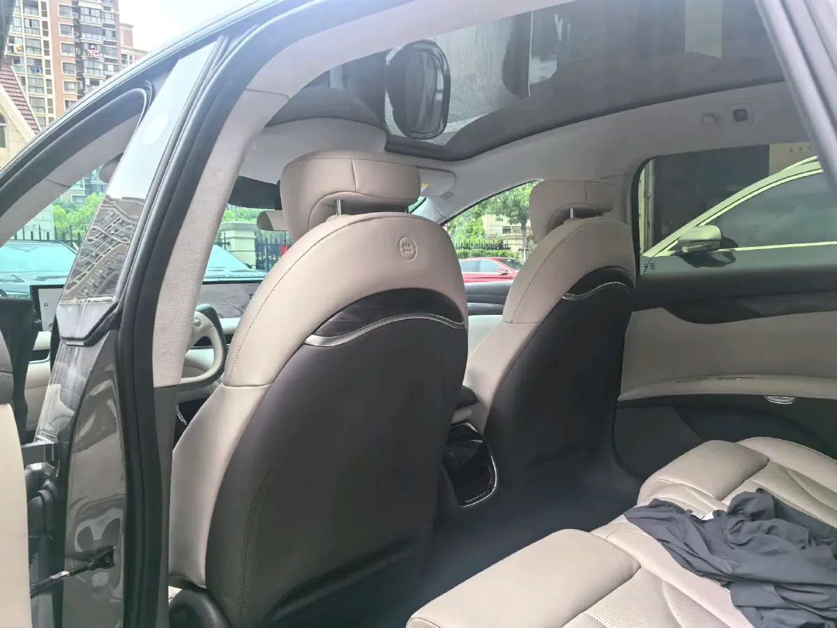 2024 IM L7 BEV 90KWH,autocango,china used car exporter,china ev exporter,chinese used car exporter,chinese used ev exporter