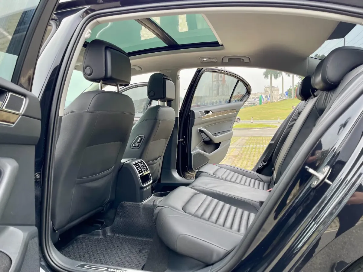 2019 Chevrolet Malibu XL 2.0T 241HP L4 9AT,autocango,china used car exporter,china ev exporter,chinese used car exporter,chinese used ev exporter