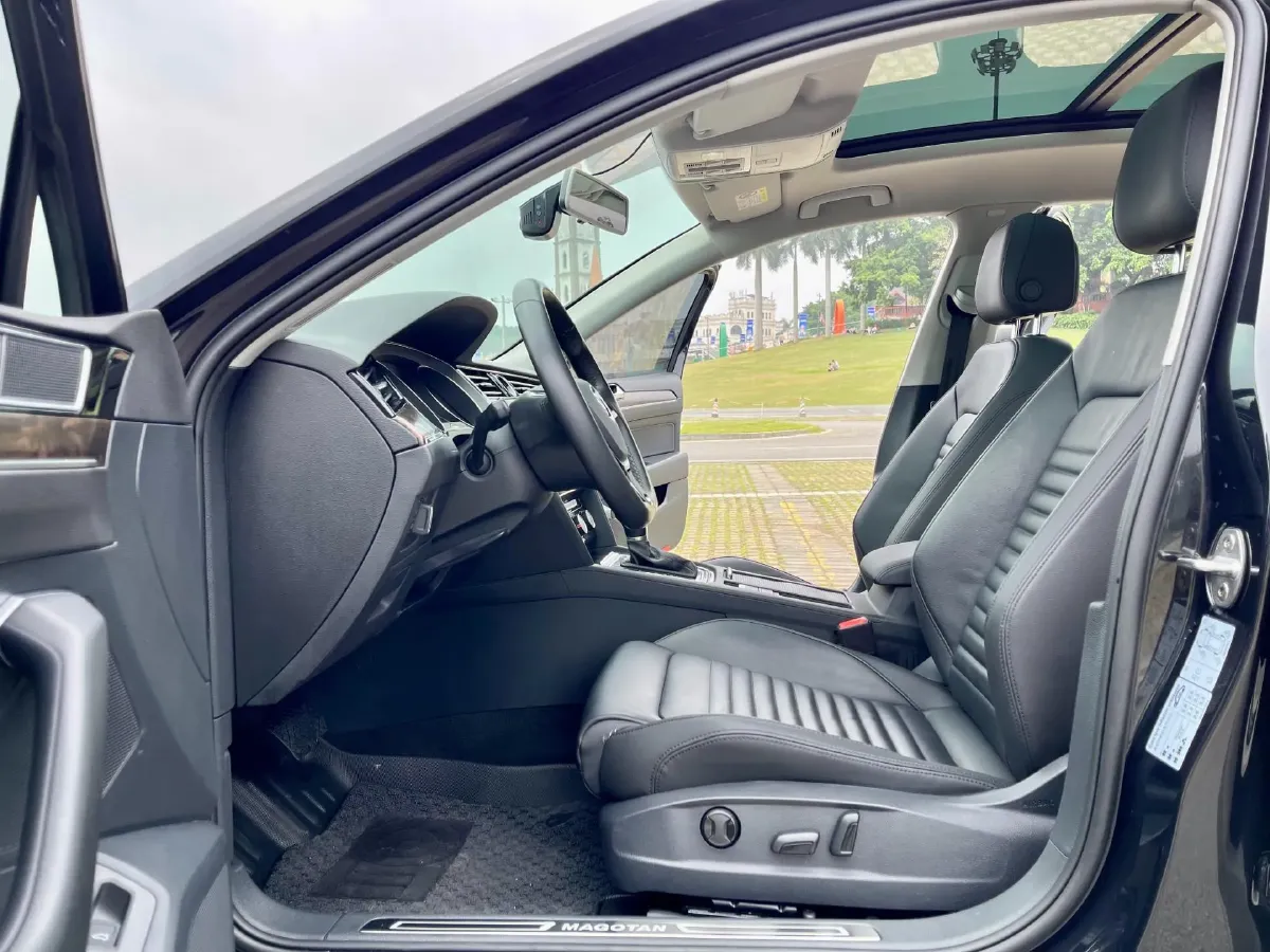 2019 Chevrolet Malibu XL 2.0T 241HP L4 9AT,autocango,china used car exporter,china ev exporter,chinese used car exporter,chinese used ev exporter