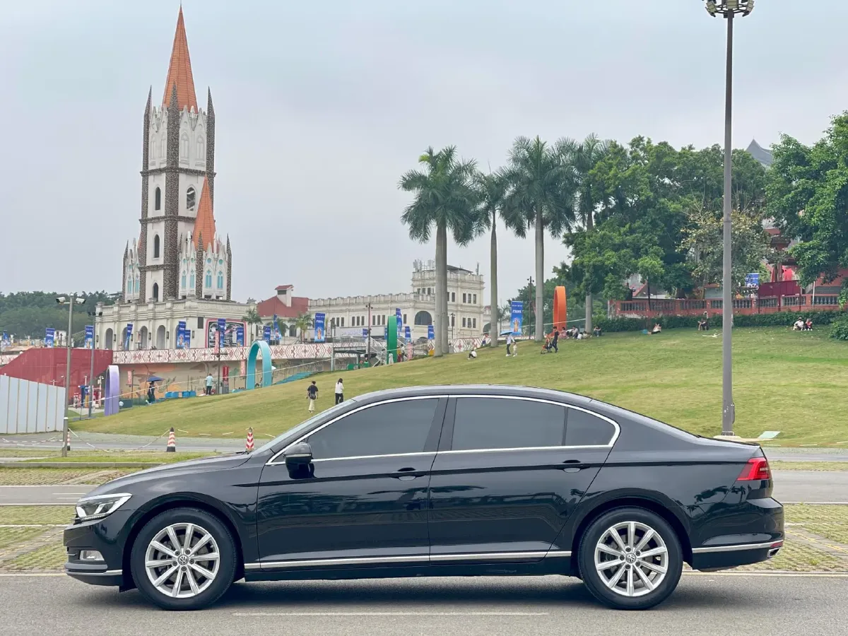 2019 Chevrolet Malibu XL 2.0T 241HP L4 9AT,autocango,china used car exporter,china ev exporter,chinese used car exporter,chinese used ev exporter