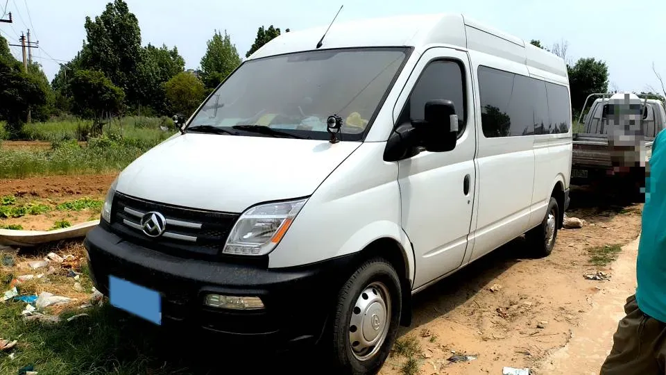 2020 MAXUS XinTu V80 2.5T 136HP L4 6MT,autocango,china used car exporter,china ev exporter,chinese used car exporter,chinese used ev exporter