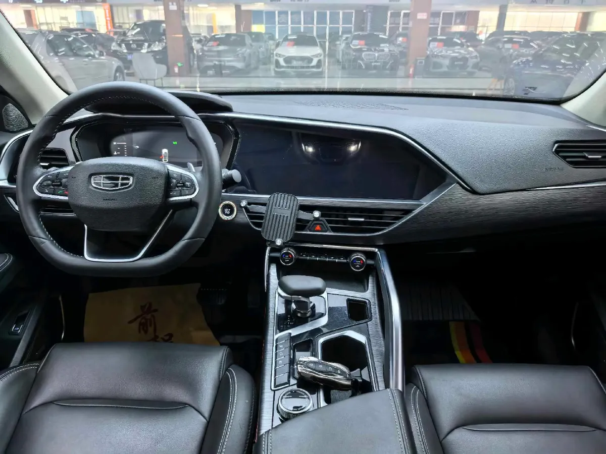 2019 Geely Tugella 2.0T 238HP L4 8AT,autocango,china used car exporter,china ev exporter,chinese used car exporter,chinese used ev exporter