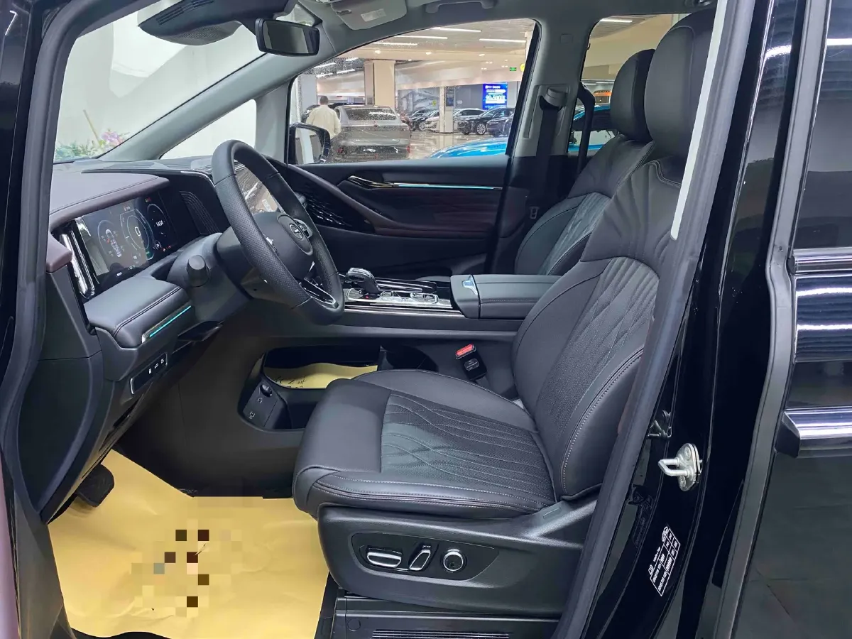 2024 GAC Trumpchi M8 2.0T 190HP L4 2DHT Hybrid,autocango,china used car exporter,china ev exporter,chinese used car exporter,chinese used ev exporter