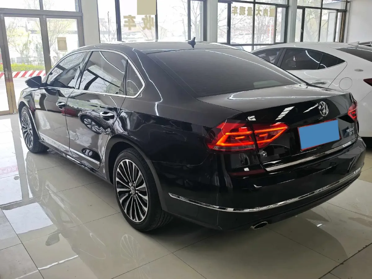 2017 Volkswagen Passat 1.8T 180HP L4 7DCT,autocango,china used car exporter,china ev exporter,chinese used car exporter,chinese used ev exporter