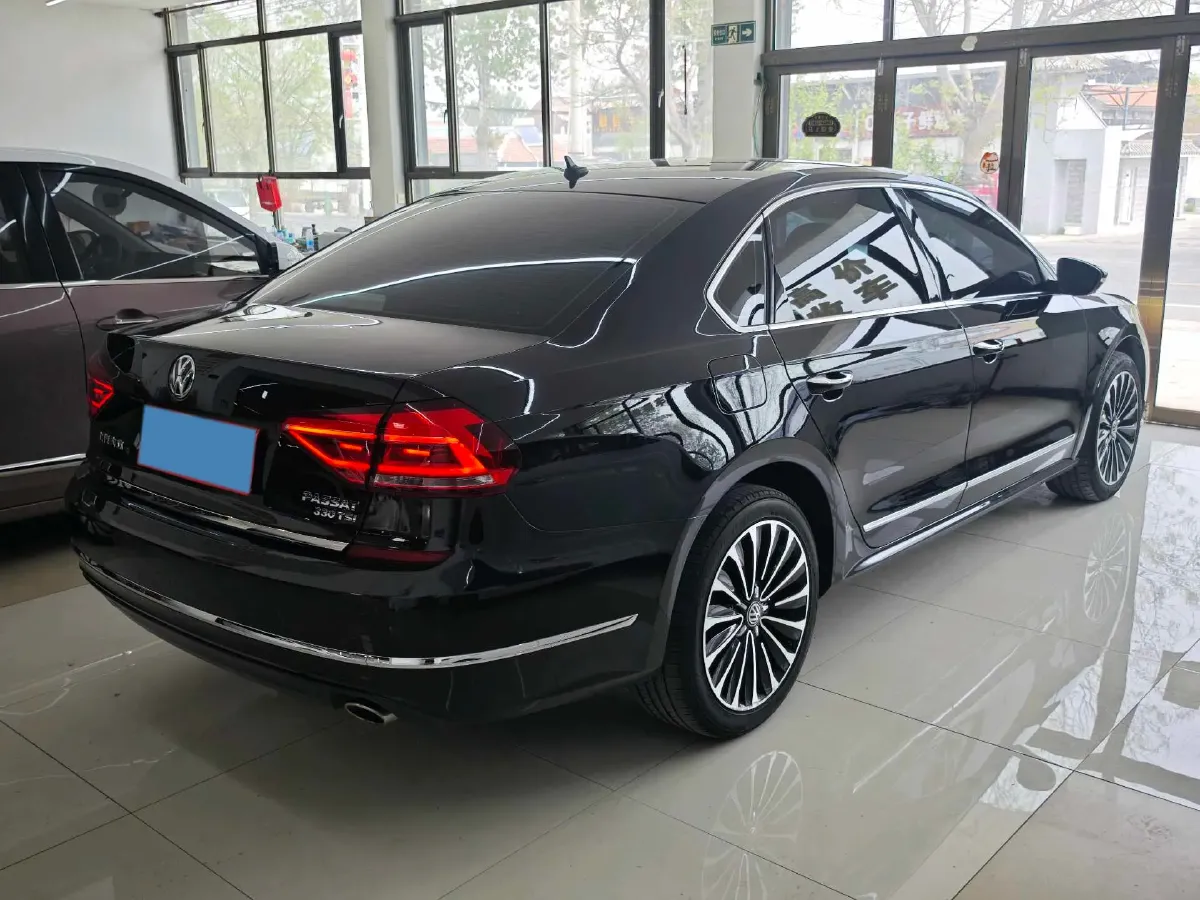 2017 Volkswagen Passat 1.8T 180HP L4 7DCT,autocango,china used car exporter,china ev exporter,chinese used car exporter,chinese used ev exporter