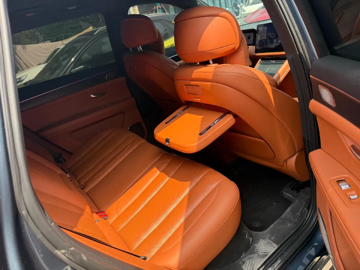 2024 AITO AITO M7 1.5T 152HP L4 REEV 42KWH,autocango,china used car exporter,china ev exporter,chinese used car exporter,chinese used ev exporter