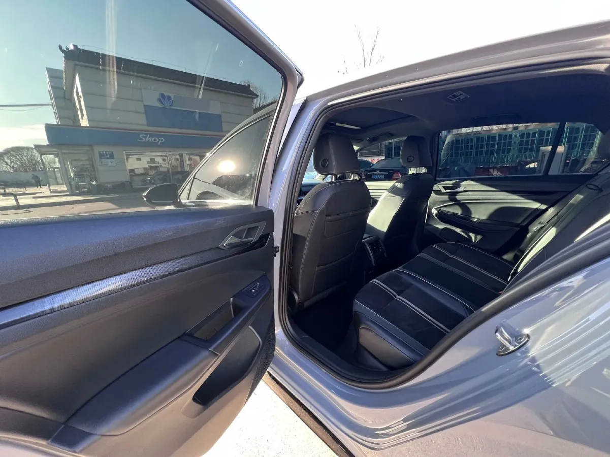 2021 Volkswagen Golf 1.4T 150HP L4 7DCT,autocango,china used car exporter,china ev exporter,chinese used car exporter,chinese used ev exporter