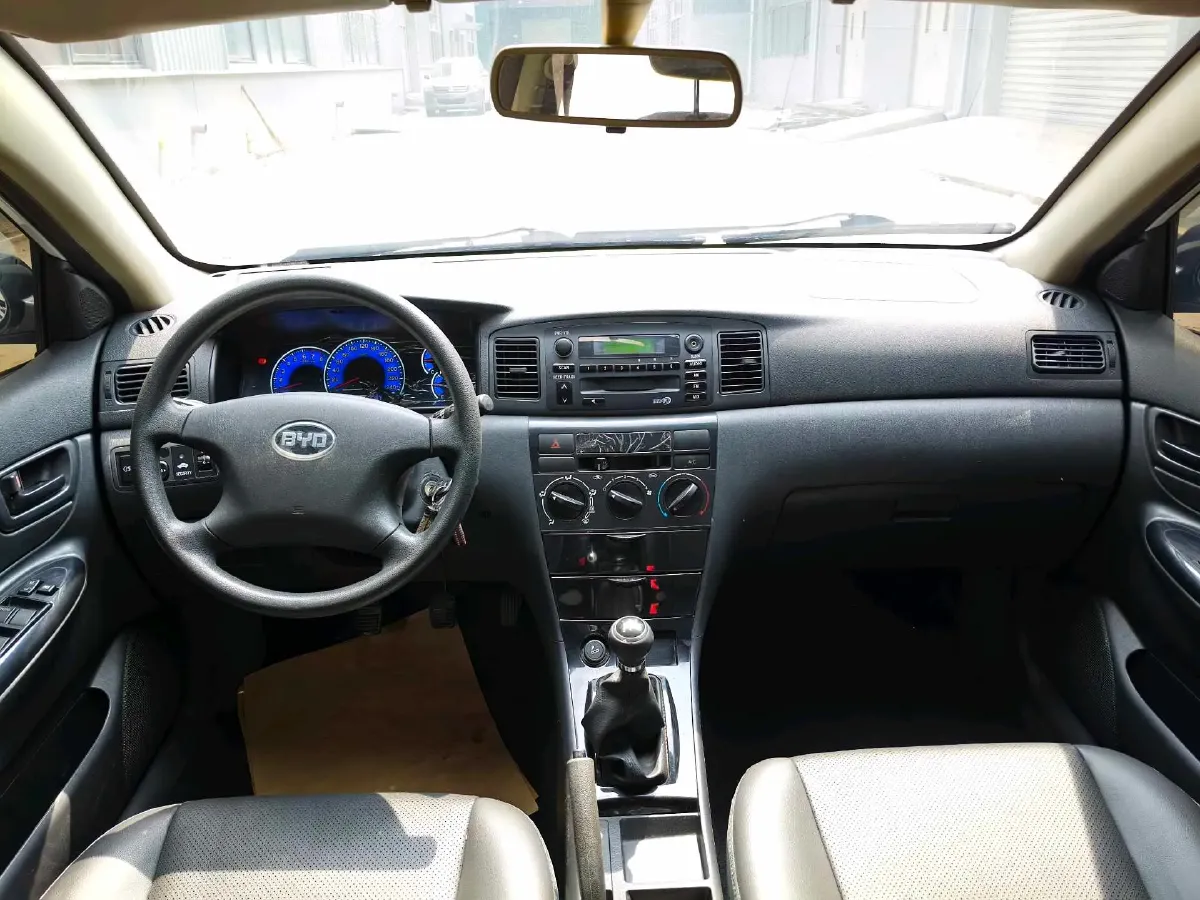 2018 BYD F3 1.5L 109HP L4 5MT,autocango,china used car exporter,china ev exporter,chinese used car exporter,chinese used ev exporter