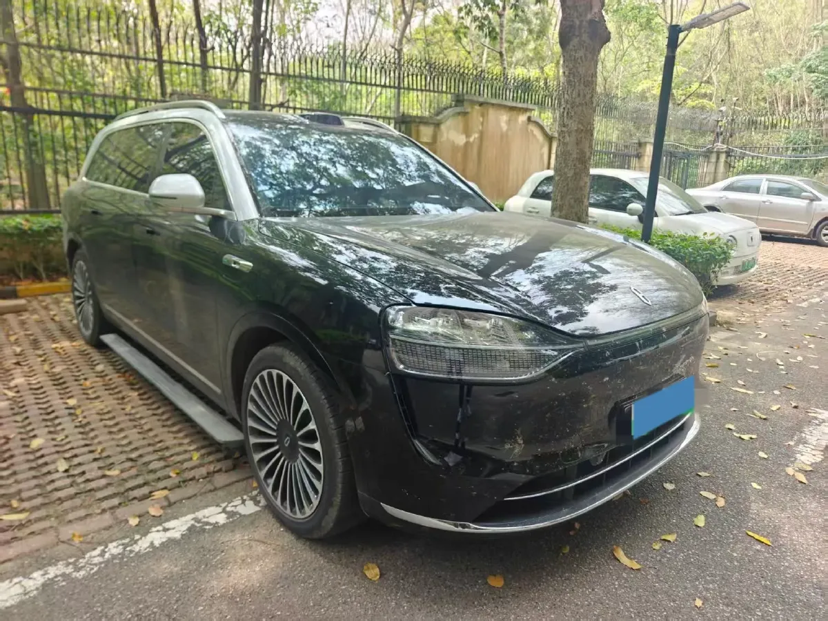 2024 AITO AITO M9 1.5T 152HP L4 REEV 42KWH,autocango,china used car exporter,china ev exporter,chinese used car exporter,chinese used ev exporter