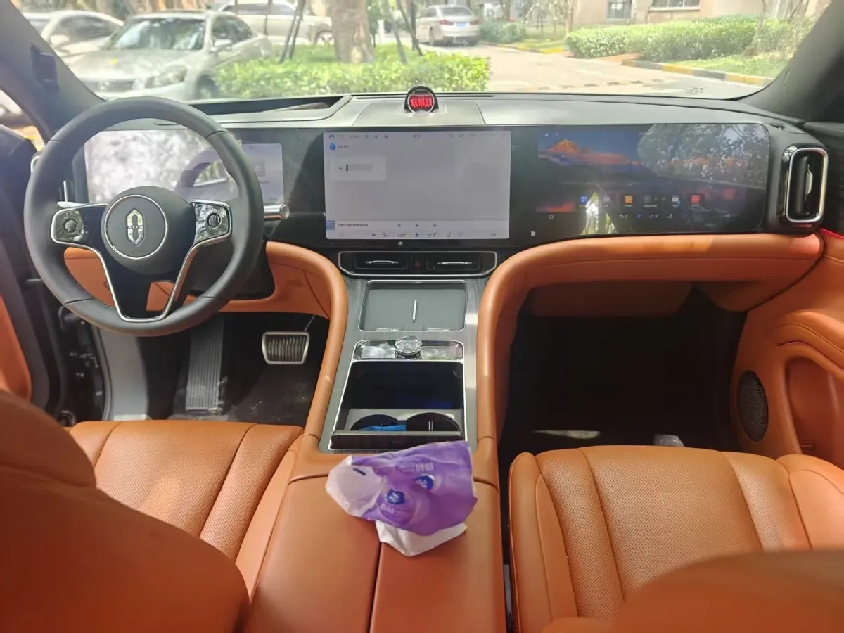 2024 AITO AITO M9 1.5T 152HP L4 REEV 42KWH,autocango,china used car exporter,china ev exporter,chinese used car exporter,chinese used ev exporter