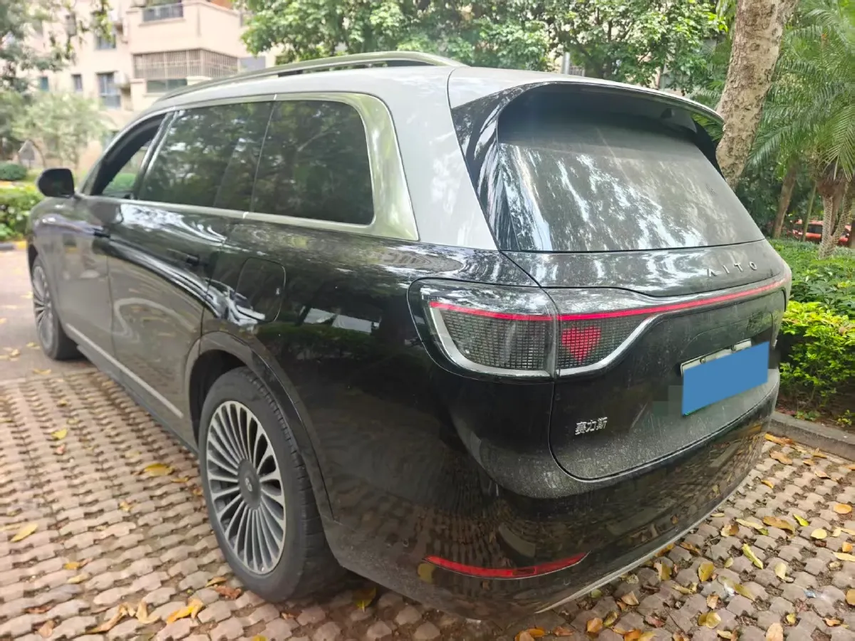 2024 AITO AITO M9 1.5T 152HP L4 REEV 42KWH,autocango,china used car exporter,china ev exporter,chinese used car exporter,chinese used ev exporter