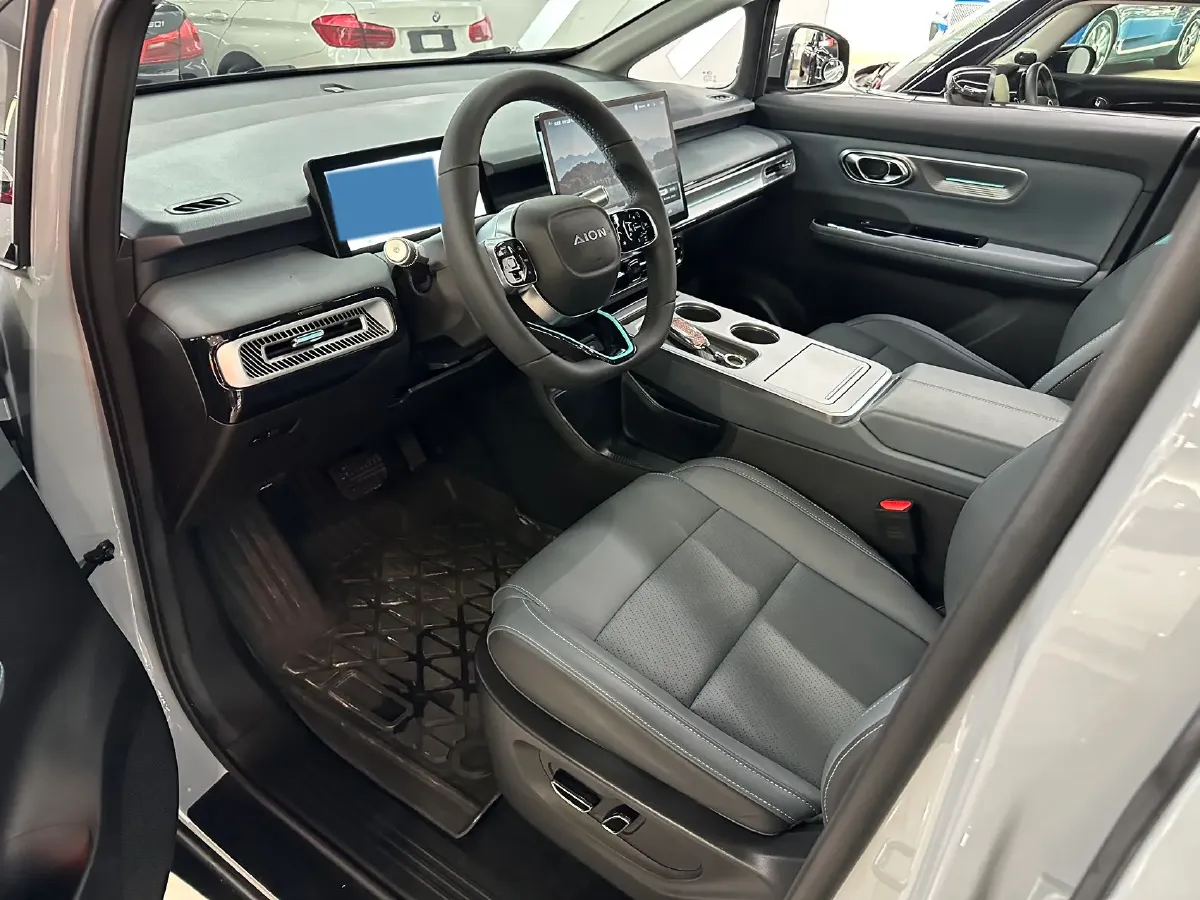 2023 MAXUS Interstellar 2.0T 143HP L4 6AT,autocango,china used car exporter,china ev exporter,chinese used car exporter,chinese used ev exporter