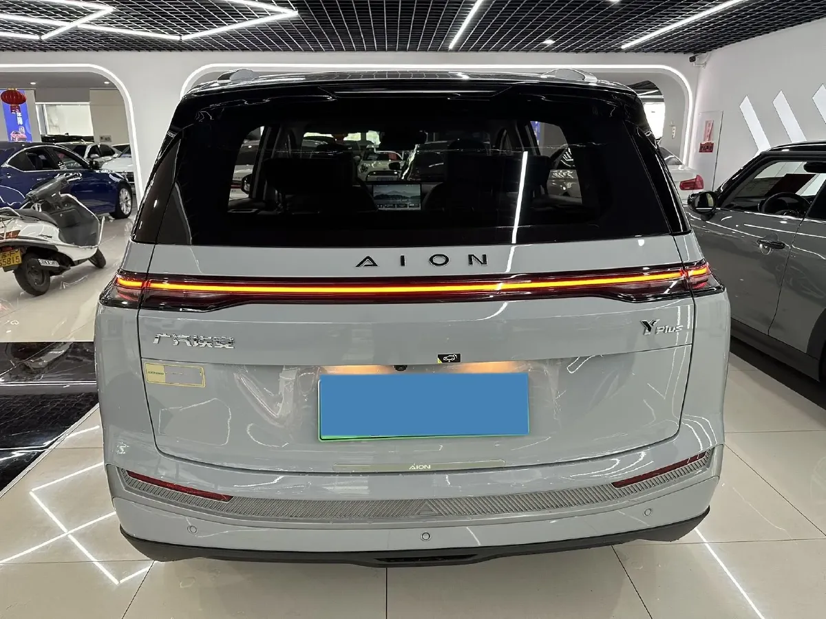 2023 MAXUS Interstellar 2.0T 143HP L4 6AT,autocango,china used car exporter,china ev exporter,chinese used car exporter,chinese used ev exporter