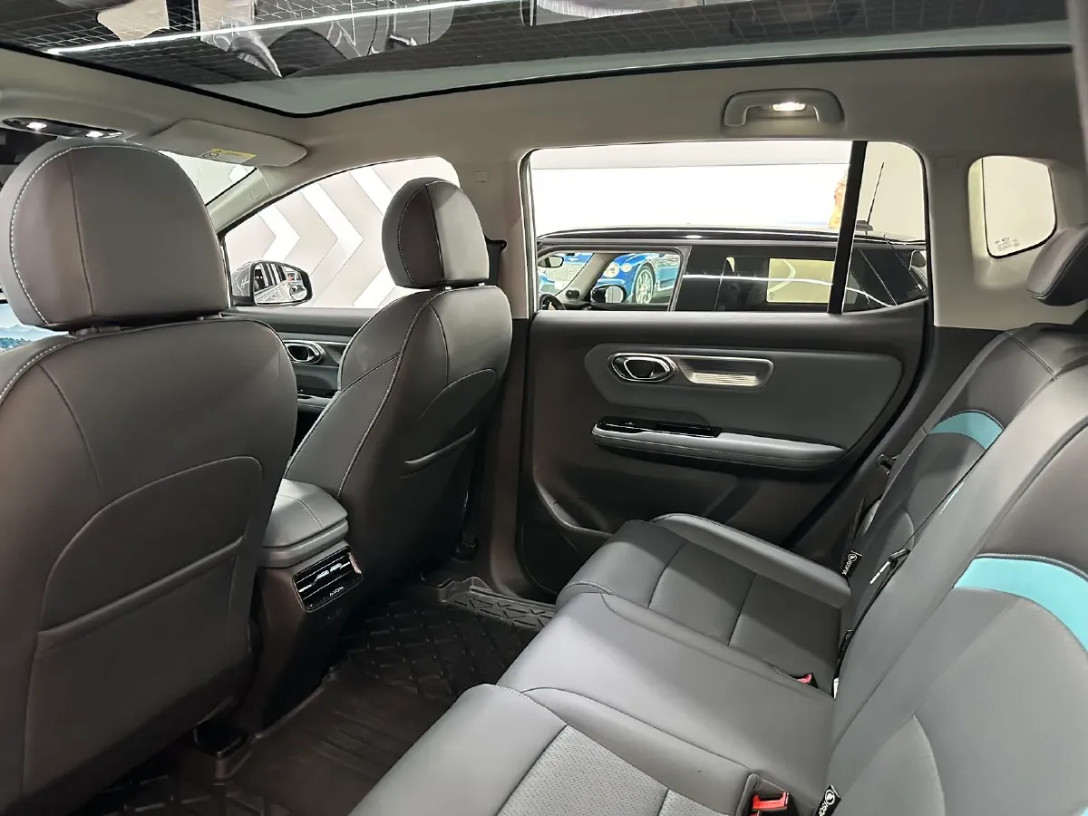 2023 MAXUS Interstellar 2.0T 143HP L4 6AT,autocango,china used car exporter,china ev exporter,chinese used car exporter,chinese used ev exporter