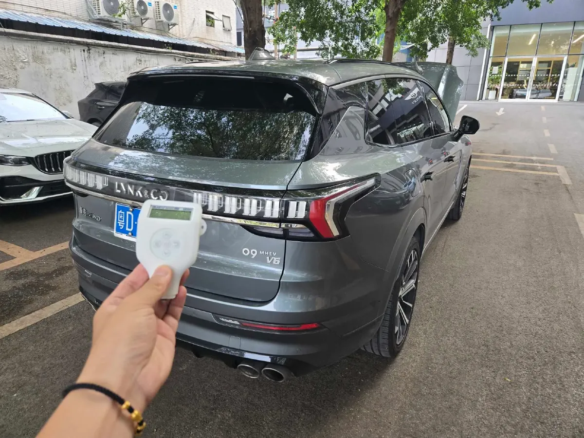 2021 Kia Carnival 2.0T 233HP L4 8AT,autocango,china used car exporter,china ev exporter,chinese used car exporter,chinese used ev exporter