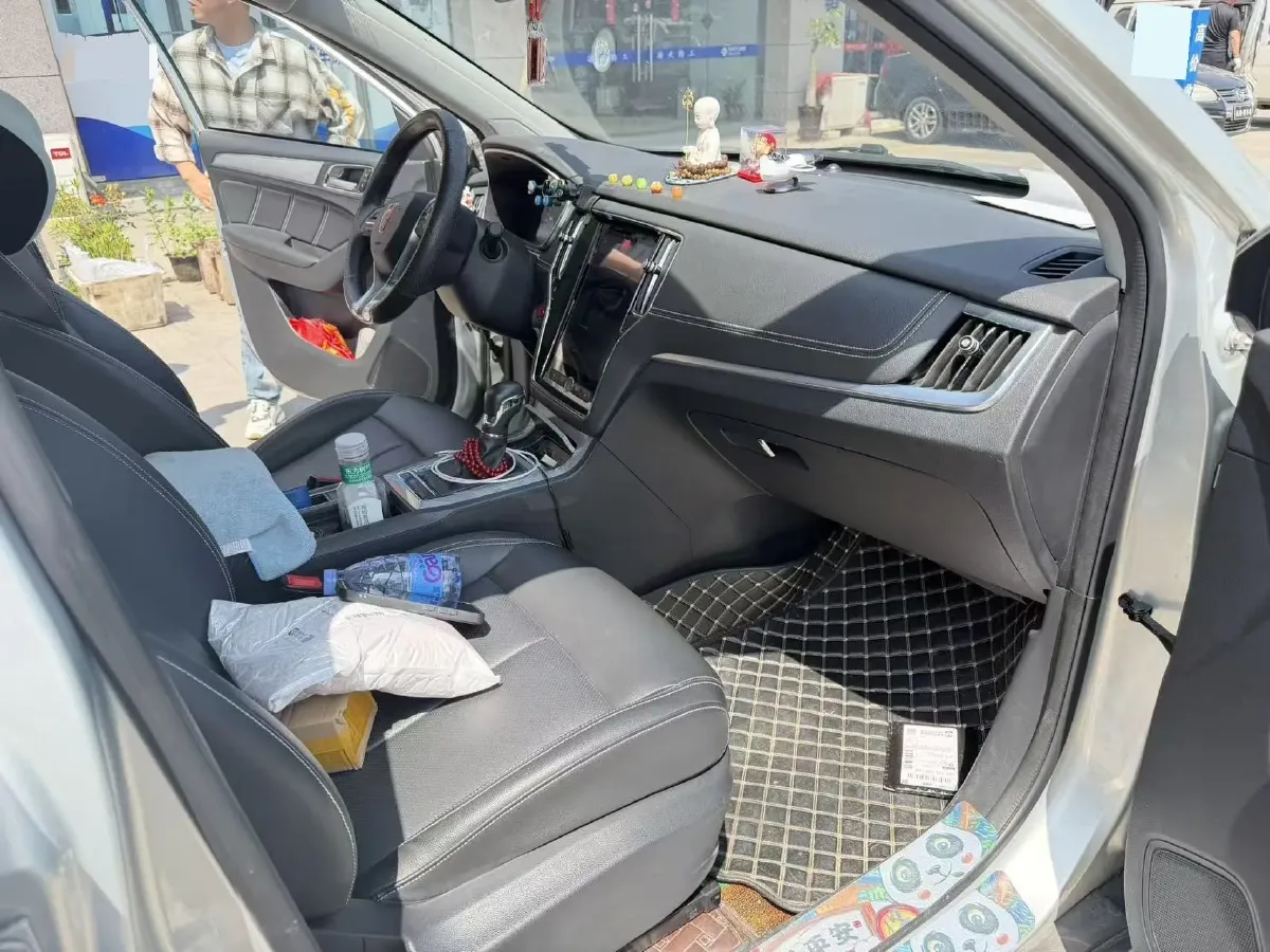 2020 Roewe i6 1.5T 169HP L4 7DCT,autocango,china used car exporter,china ev exporter,chinese used car exporter,chinese used ev exporter