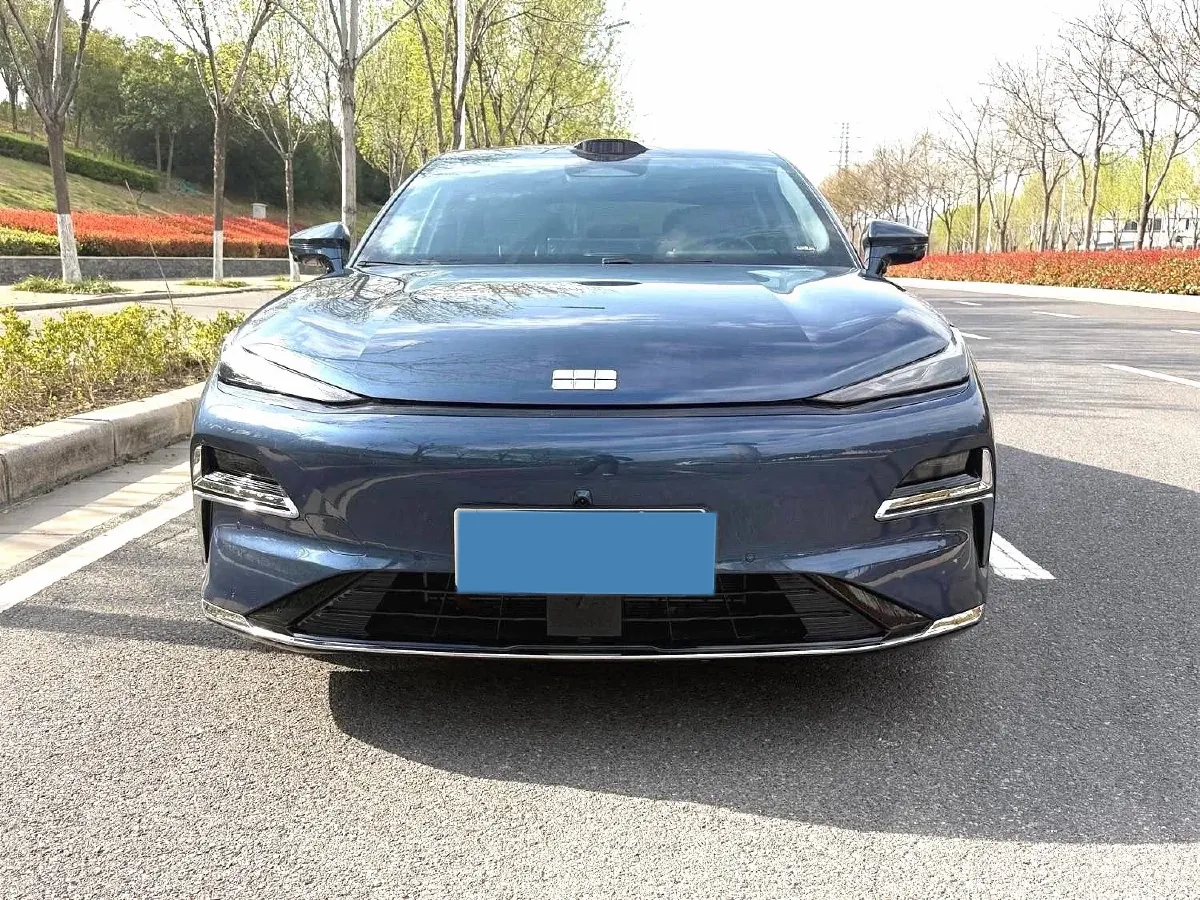 2025 Geely Galaxy Starshine 8 1.5T 163HP L4 3DHT PHEV 27.69KWH,autocango,china used car exporter,china ev exporter,chinese used car exporter,chinese used ev exporter