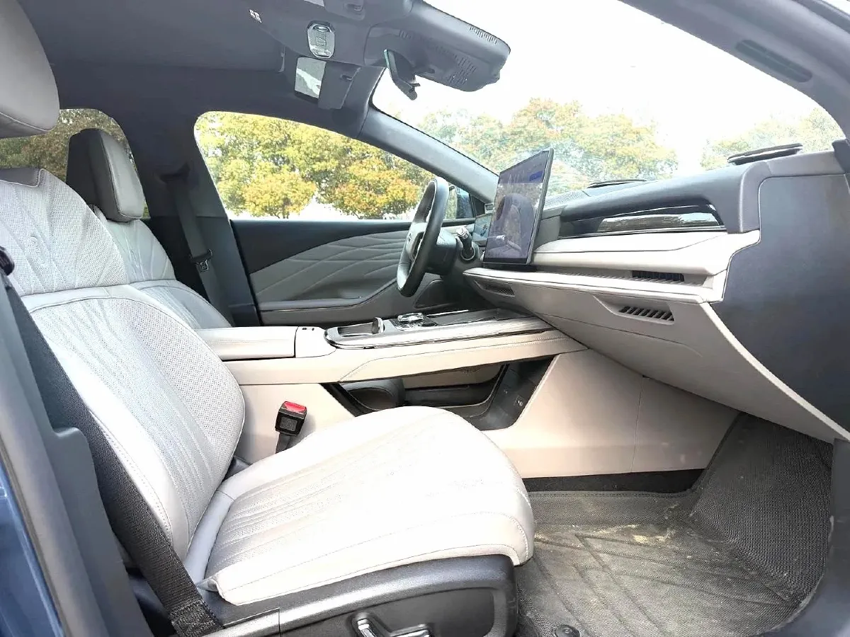 2025 Geely Galaxy Starshine 8 1.5T 163HP L4 3DHT PHEV 27.69KWH,autocango,china used car exporter,china ev exporter,chinese used car exporter,chinese used ev exporter