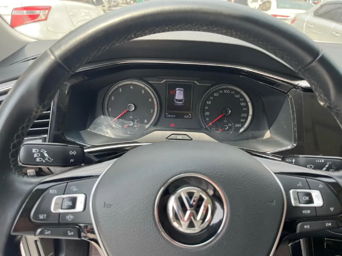 2019 Jeep Cherokee 2.0T 234HP L4 9AT,autocango,china used car exporter,china ev exporter,chinese used car exporter,chinese used ev exporter