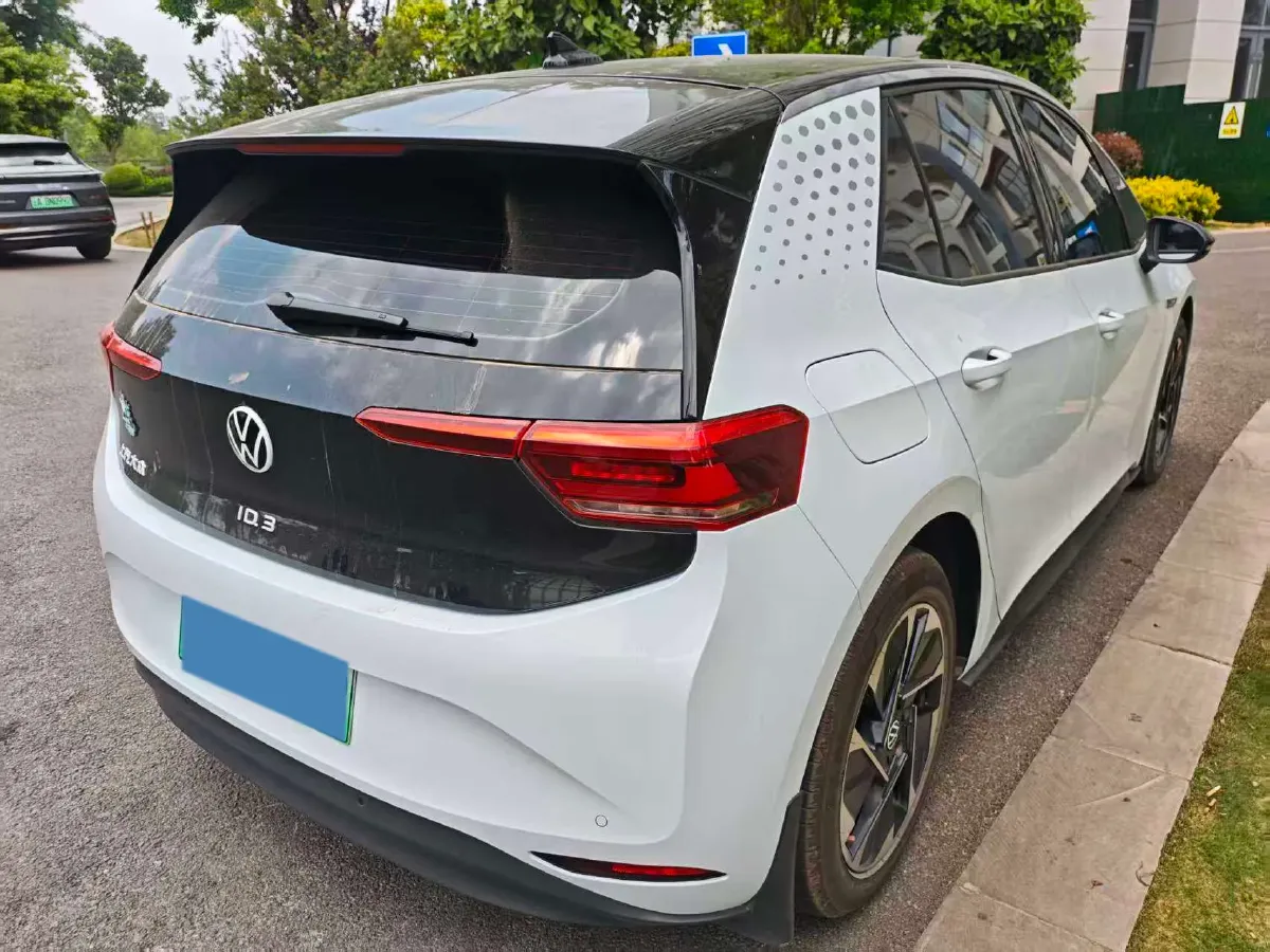 2023 Volkswagen ID.3 BEV 52.8KWH,autocango,china used car exporter,china ev exporter,chinese used car exporter,chinese used ev exporter