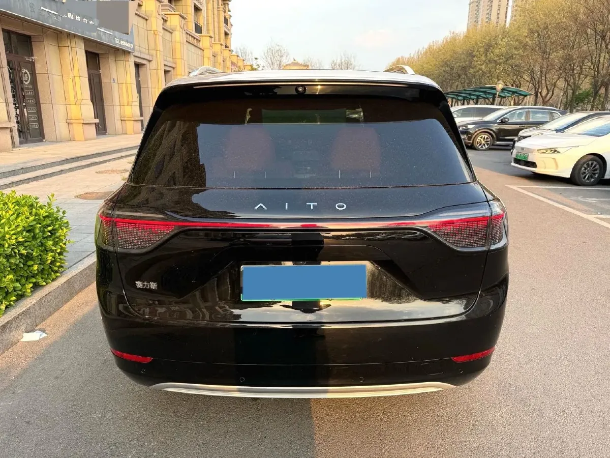 2024 AITO AITO M9 1.5T 152HP L4 REEV 42KWH,autocango,china used car exporter,china ev exporter,chinese used car exporter,chinese used ev exporter