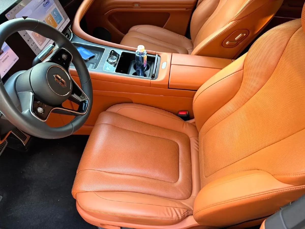 2024 AITO AITO M9 1.5T 152HP L4 REEV 42KWH,autocango,china used car exporter,china ev exporter,chinese used car exporter,chinese used ev exporter