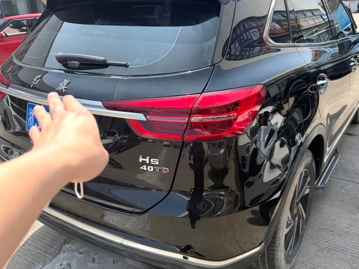 2022 HongQi HS5 2.0T 224HP L4 6AT,autocango,china used car exporter,china ev exporter,chinese used car exporter,chinese used ev exporter