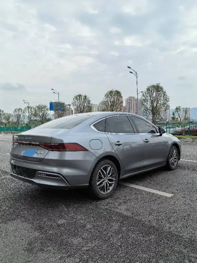 2021 Haval F7 1.5T 169HP L4 7DCT,autocango,china used car exporter,china ev exporter,chinese used car exporter,chinese used ev exporter