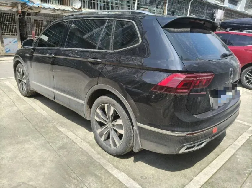 2024 Volkswagen Tiguan L 2.0T 186HP L4 7DCT,autocango,china used car exporter,china ev exporter,chinese used car exporter,chinese used ev exporter