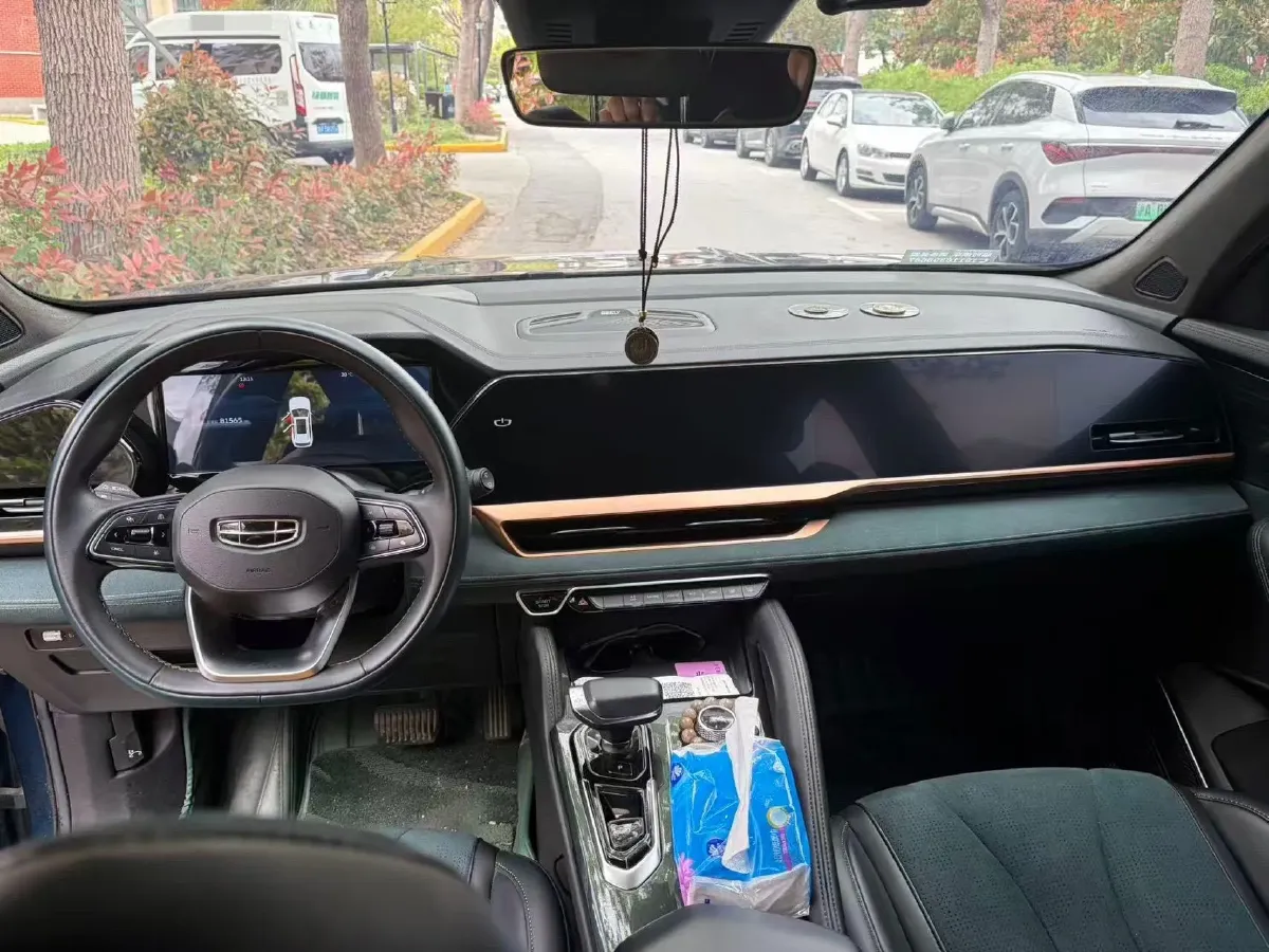 2021 Geely Monjaro 2.0T 218HP L4 7DCT,autocango,china used car exporter,china ev exporter,chinese used car exporter,chinese used ev exporter