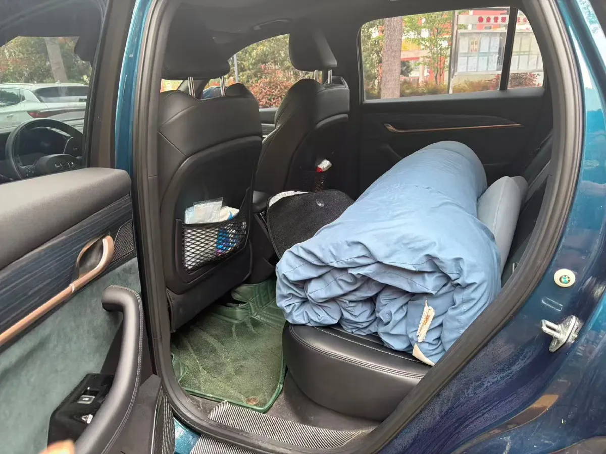 2021 Geely Monjaro 2.0T 218HP L4 7DCT,autocango,china used car exporter,china ev exporter,chinese used car exporter,chinese used ev exporter