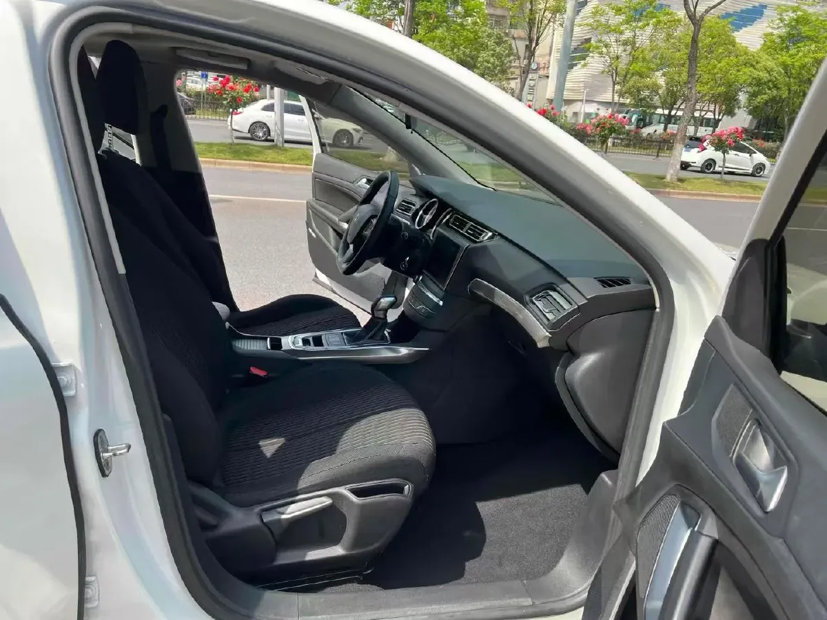 2018 Peugeot 408 1.6T 167HP L4 6AT,autocango,china used car exporter,china ev exporter,chinese used car exporter,chinese used ev exporter