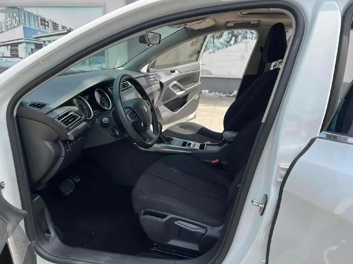 2018 Peugeot 408 1.6T 167HP L4 6AT,autocango,china used car exporter,china ev exporter,chinese used car exporter,chinese used ev exporter