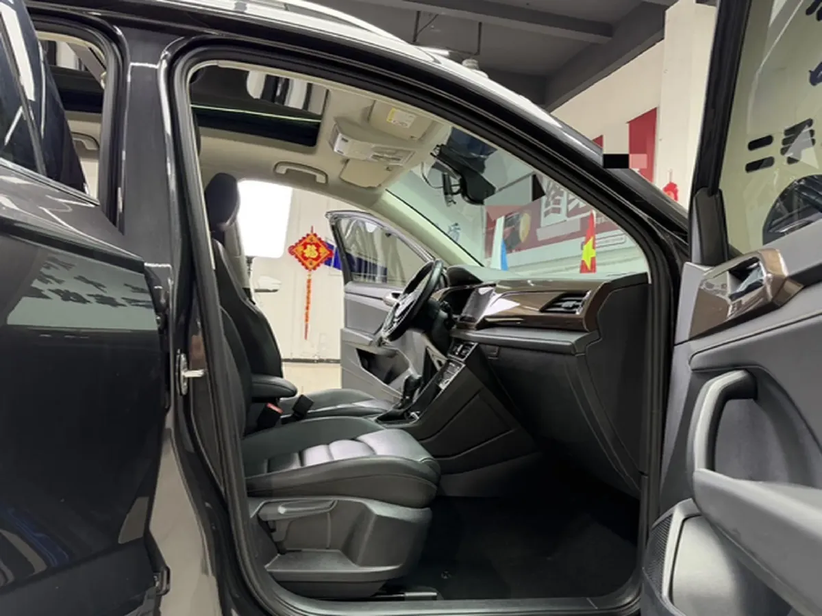 2022 Volkswagen Tharu 1.4T 150HP L4 7DCT,autocango,china used car exporter,china ev exporter,chinese used car exporter,chinese used ev exporter