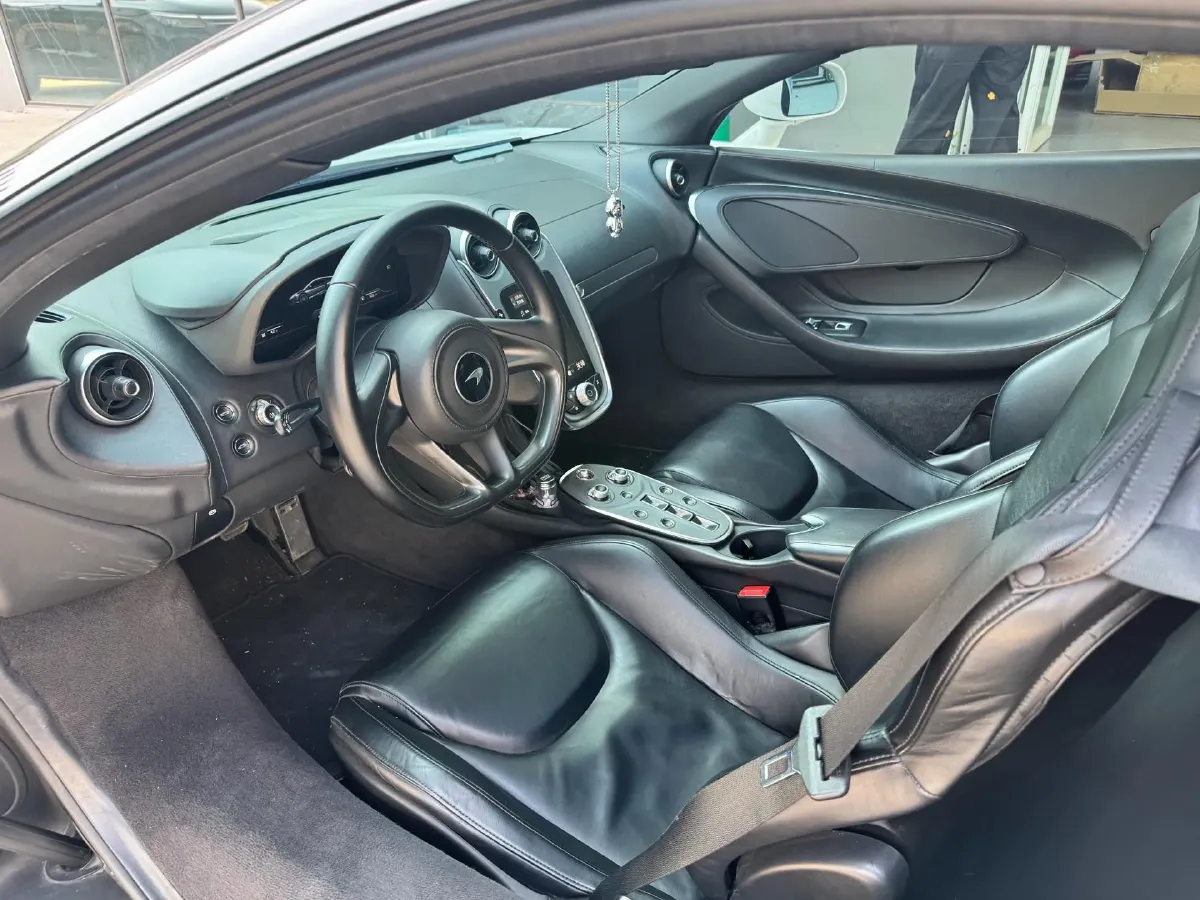 2019 Lorinser MAYBACH S Class 3.0T 367HP V6 9AT,autocango,china used car exporter,china ev exporter,chinese used car exporter,chinese used ev exporter