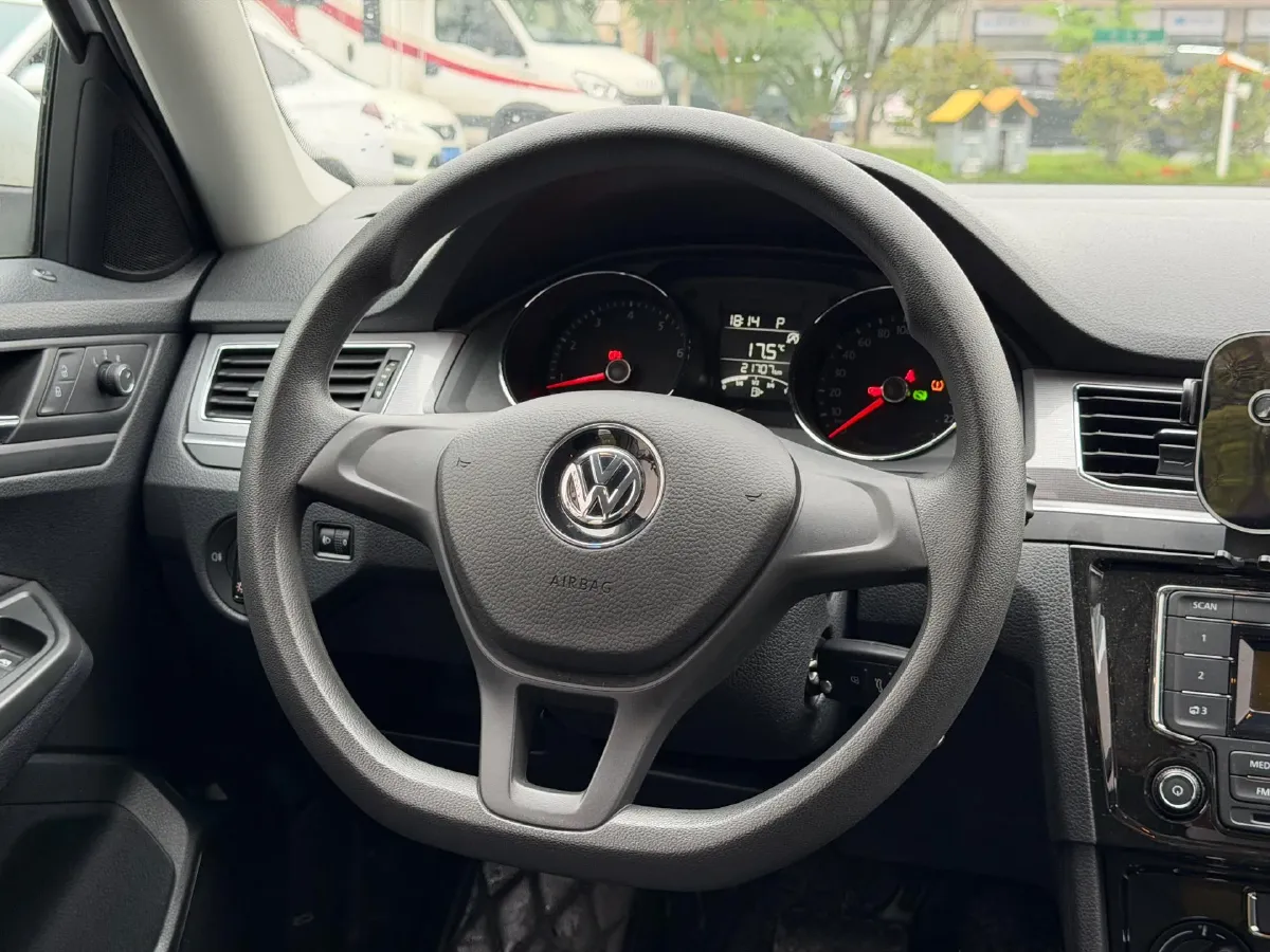 2019 Volkswagen Bora 1.5L 112HP L4 6AT,autocango,china used car exporter,china ev exporter,chinese used car exporter,chinese used ev exporter