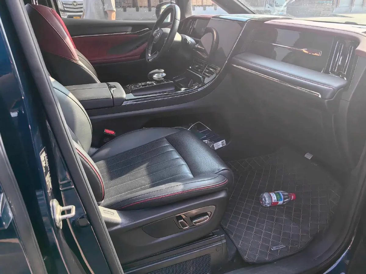 2023 GAC Trumpchi M8 2.0T 190HP L4 E-CVT Hybrid,autocango,china used car exporter,china ev exporter,chinese used car exporter,chinese used ev exporter