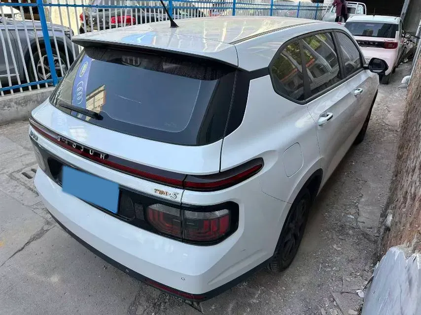 2019 BaoJun 730 1.5T 147HP L4 CVT,autocango,china used car exporter,china ev exporter,chinese used car exporter,chinese used ev exporter