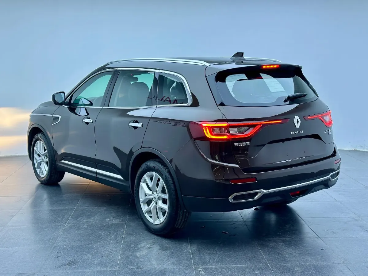 2017 Renault Koleos 2.5L 186HP L4 CVT,autocango,china used car exporter,china ev exporter,chinese used car exporter,chinese used ev exporter