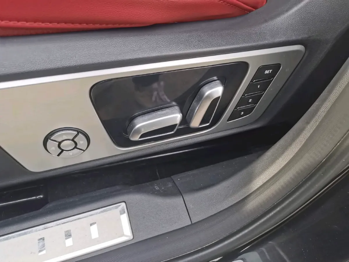 2017 WEY VV5 2.0T 197HP L4 7DCT,autocango,china used car exporter,china ev exporter,chinese used car exporter,chinese used ev exporter