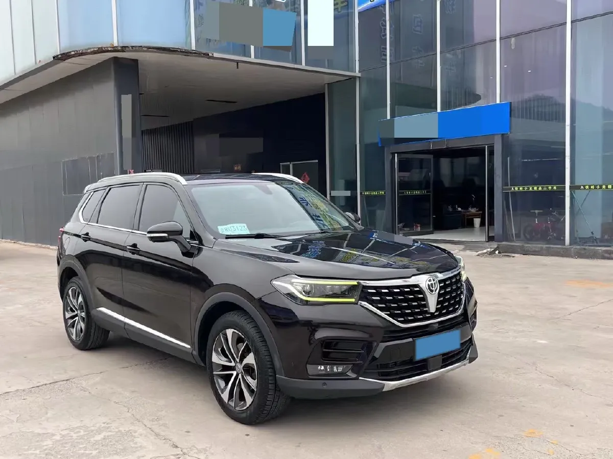 2018 Brilliance Auto V7 1.6T 204HP L4 7DCT,autocango,china used car exporter,china ev exporter,chinese used car exporter,chinese used ev exporter