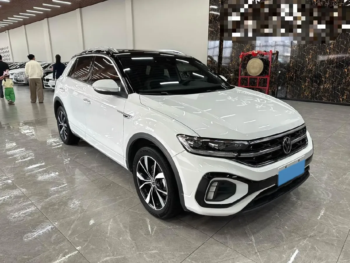 2023 Volkswagen T-Roc 1.5T 160HP L4 7DCT,autocango,china used car exporter,china ev exporter,chinese used car exporter,chinese used ev exporter