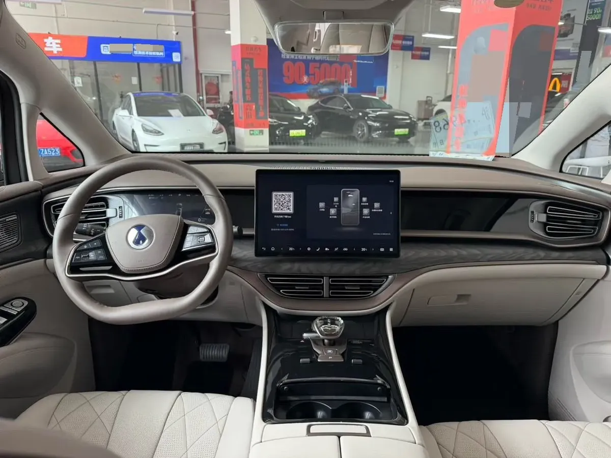 2022 HongQi HS7 3.0T 337HP V6 8AT,autocango,china used car exporter,china ev exporter,chinese used car exporter,chinese used ev exporter