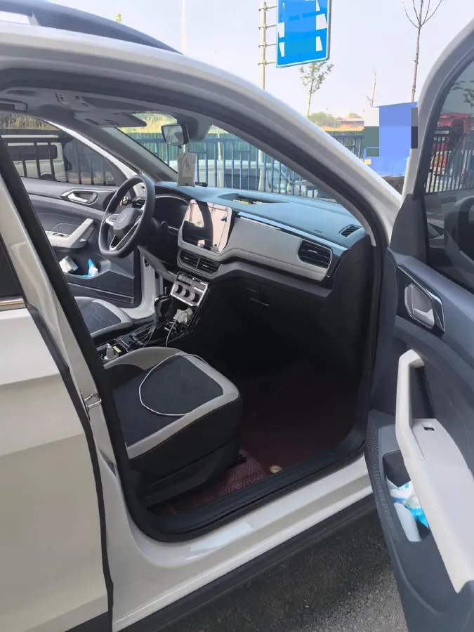 2025 Volkswagen Tharu 1.5L 110HP L4 6AT,autocango,china used car exporter,china ev exporter,chinese used car exporter,chinese used ev exporter