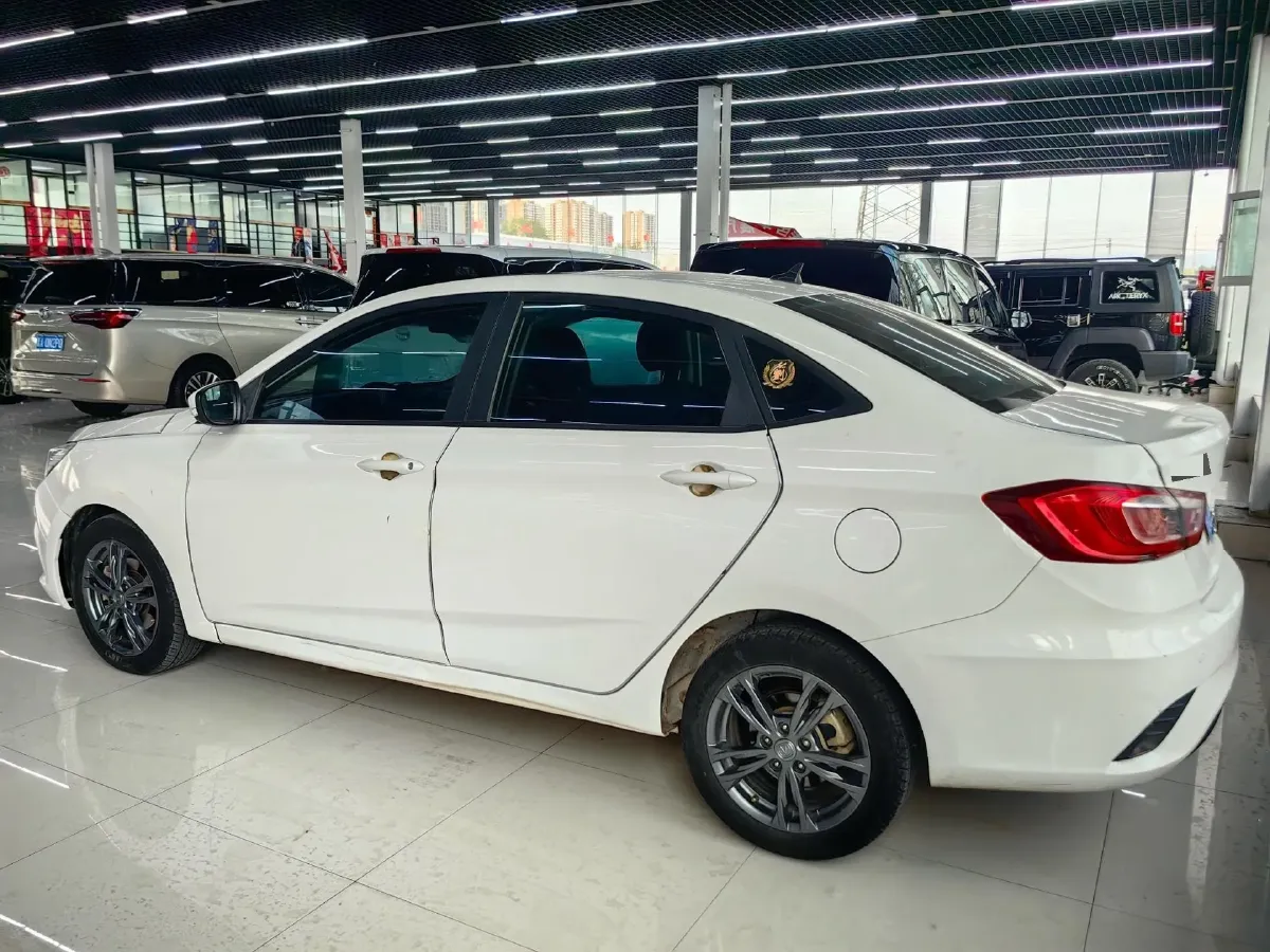 2019 ChangAn Eado DT 1.6L 125HP L4 5MT,autocango,china used car exporter,china ev exporter,chinese used car exporter,chinese used ev exporter