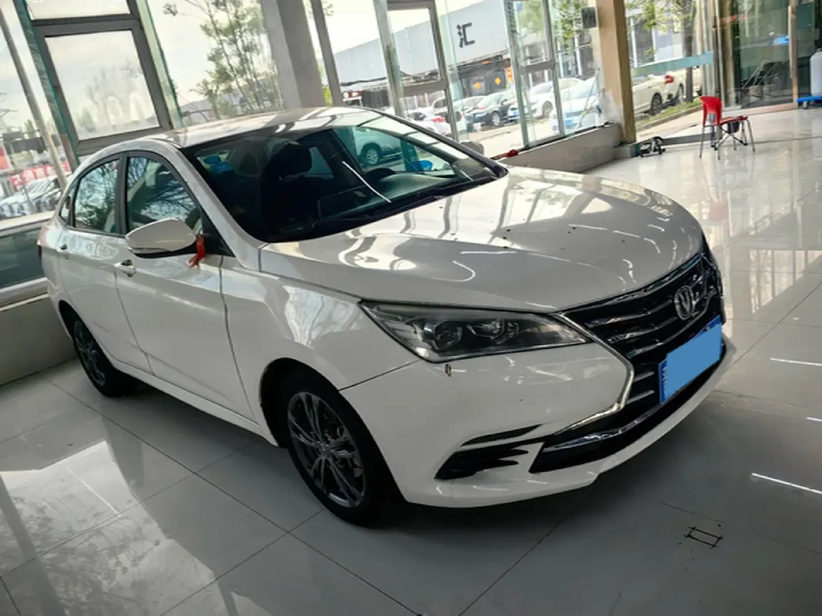 2019 ChangAn Eado DT 1.6L 125HP L4 5MT,autocango,china used car exporter,china ev exporter,chinese used car exporter,chinese used ev exporter