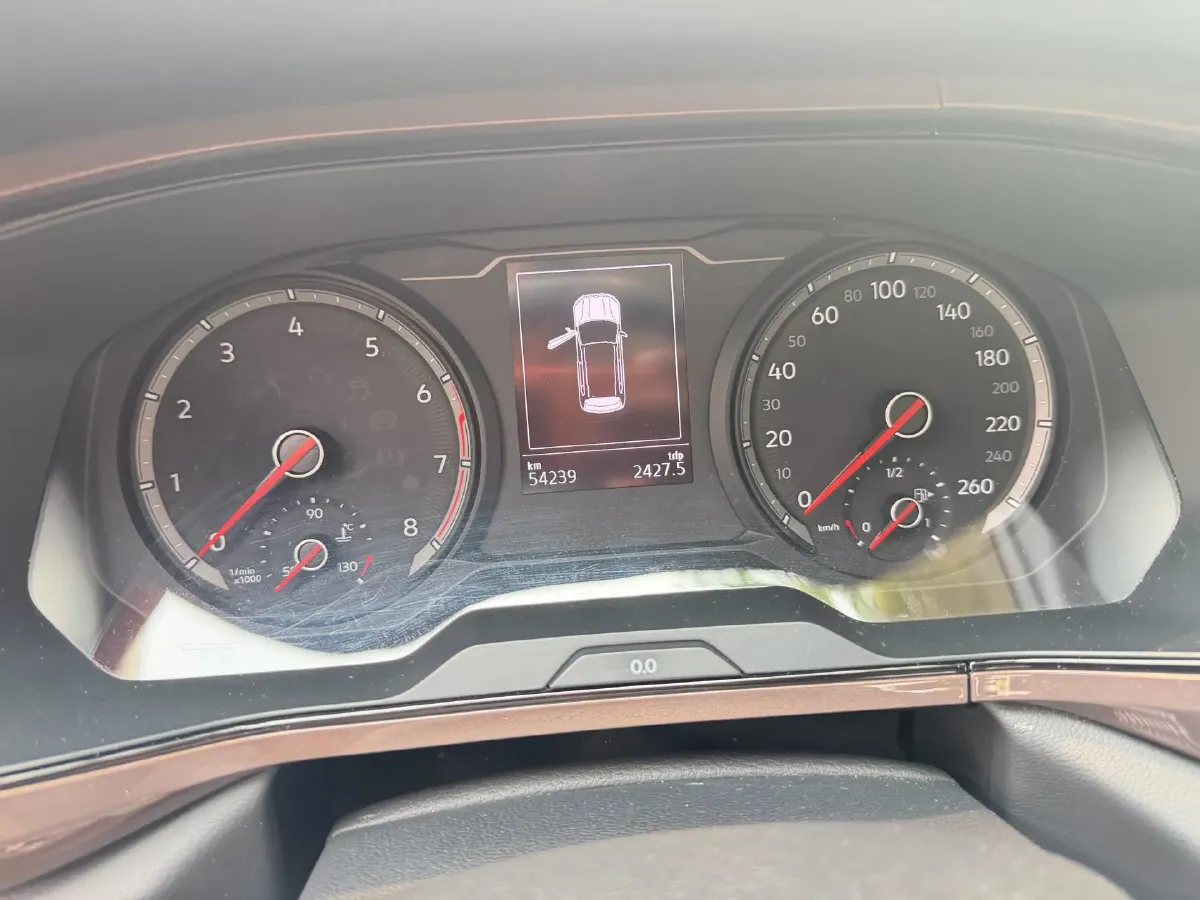 2021 Volkswagen Tharu 1.4T 150HP L4 7DCT,autocango,china used car exporter,china ev exporter,chinese used car exporter,chinese used ev exporter